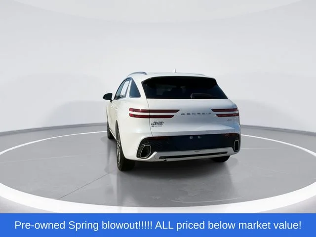 Used 2022 White Genesis 2.5T image 6