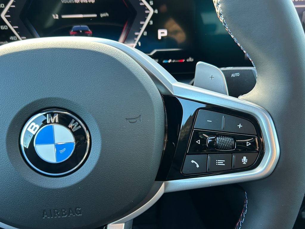 New 2026 Black Sapphire Metallic BMW M440i image 20