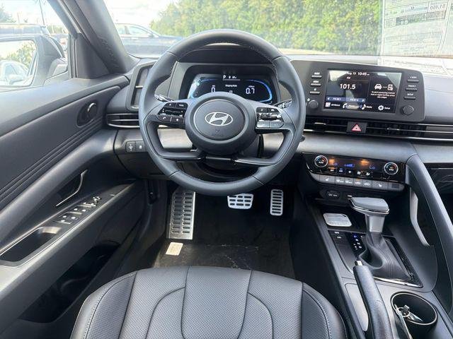 New 2026 White Hyundai SEL Sport Plus image 21