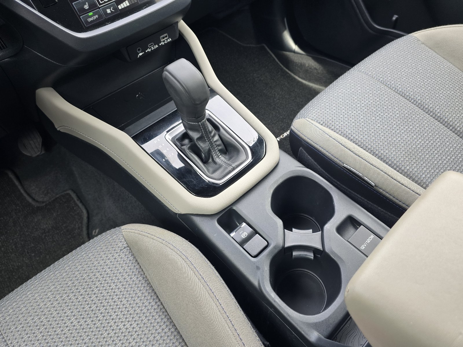 Used 2025 White Subaru Premium image 16