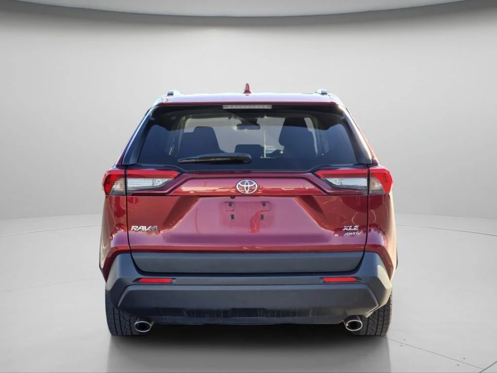 Used 2024 Ruby Flare Pearl Toyota XLE image 20