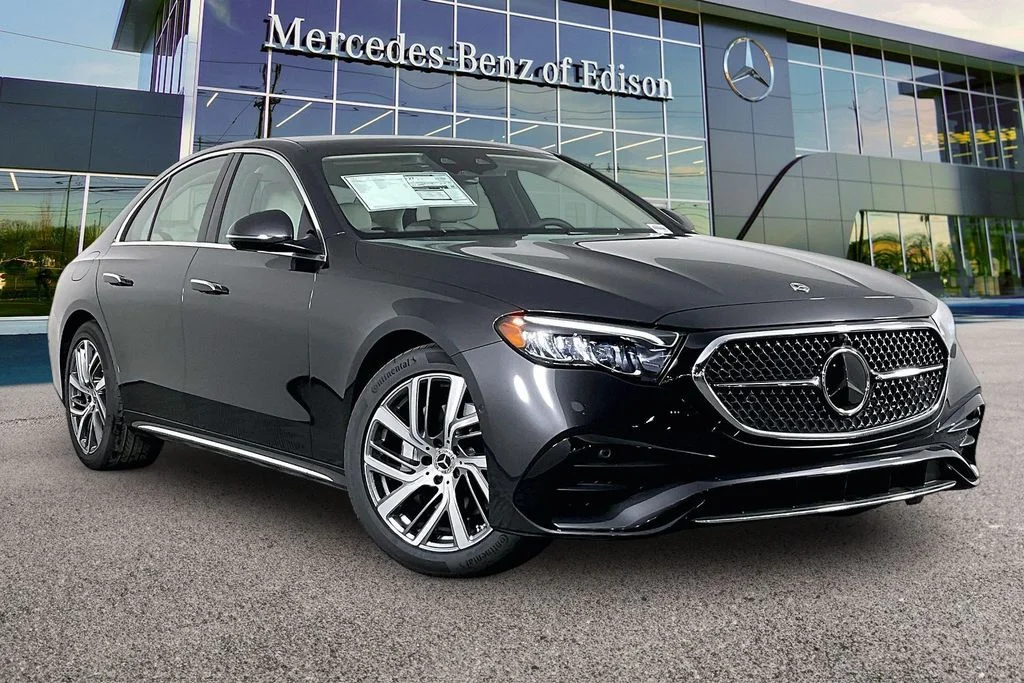 2026 Mercedes-Benz E-Class E350 4MATIC's photo