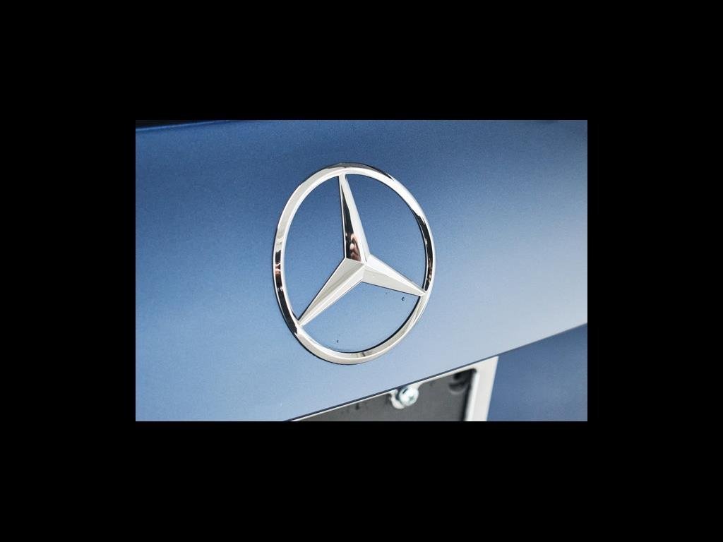 Used 2024 Starling Blue Metallic Mercedes-Benz GLA 250 image 30