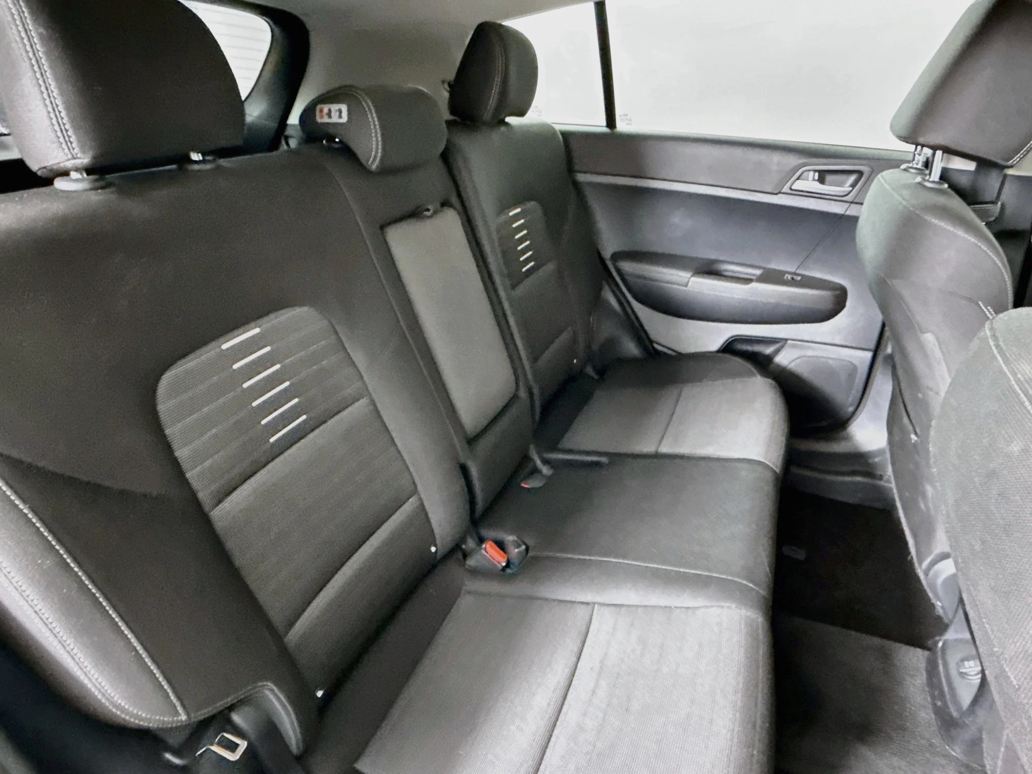 Used 2019 Clear White Kia LX image 24
