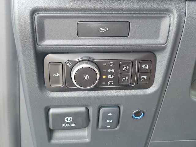 New 2026 Agate Black Metallic Ford XLT image 15