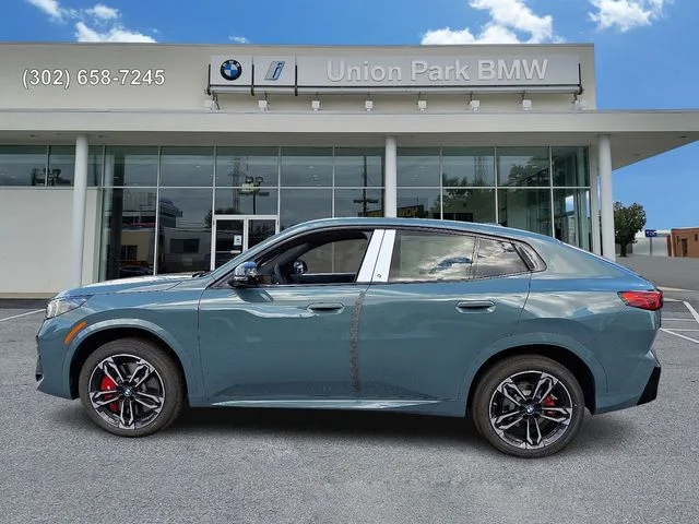 Used 2026 Cape York Green Metallic BMW xDrive28i image 7