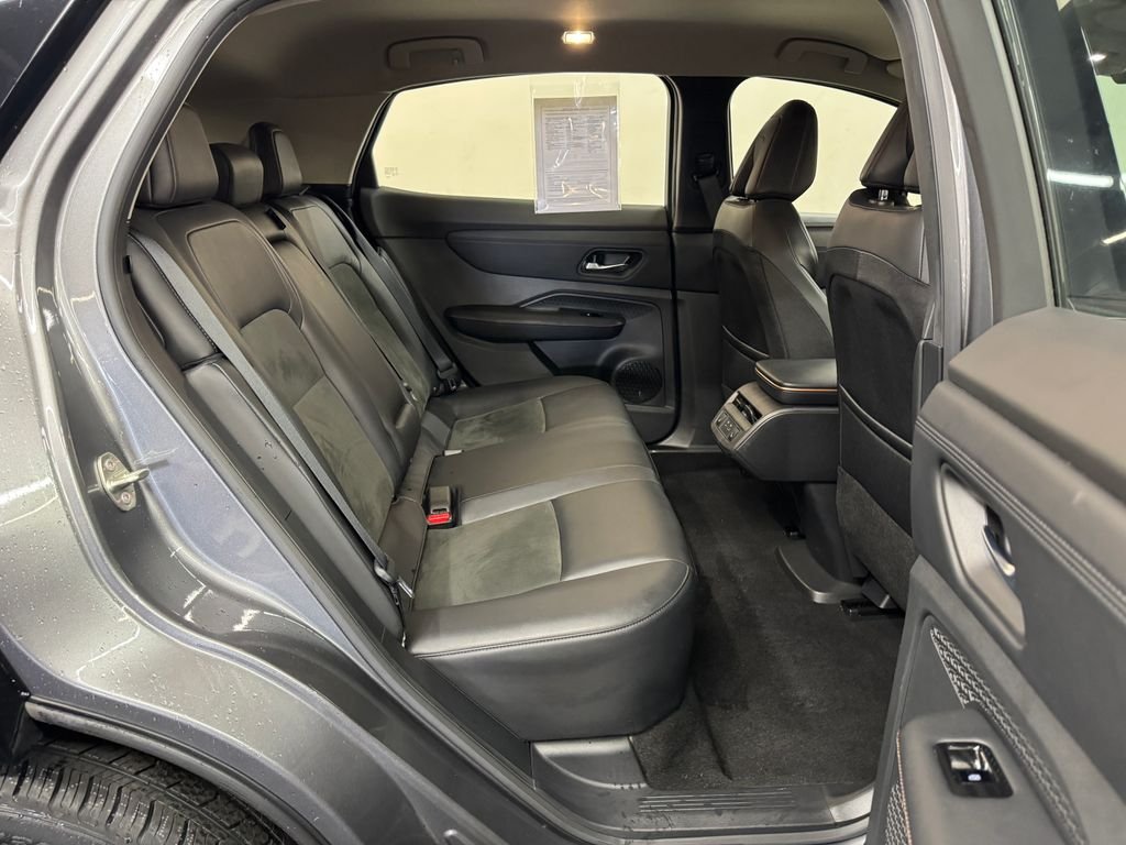 Used 2023 Gray Nissan ENGAGE image 27