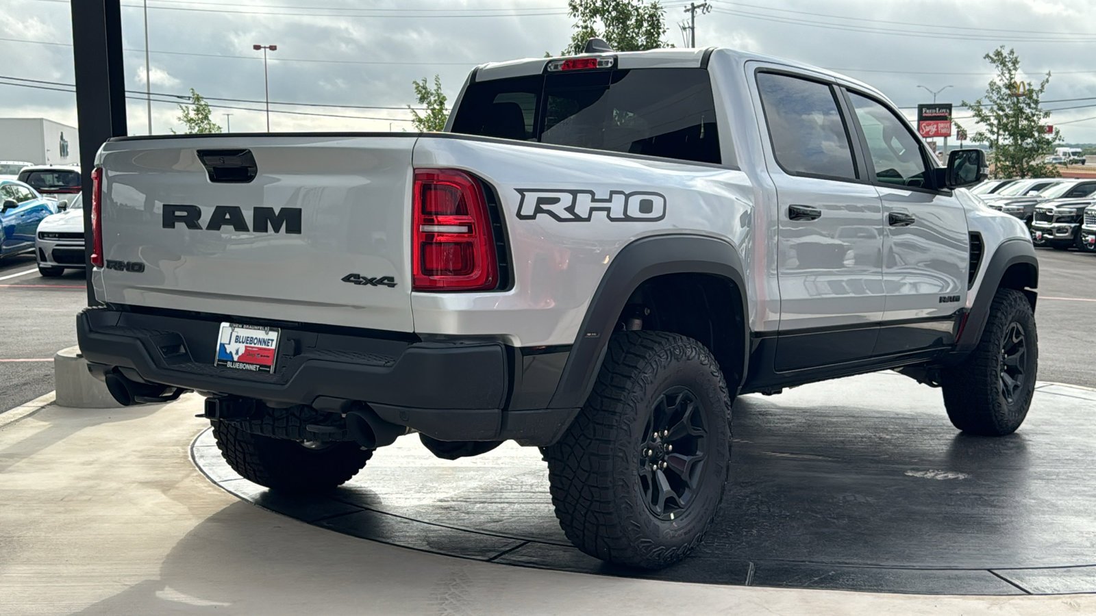 New 2026 Silver Zynith Exterior Paint RAM RHO image 5