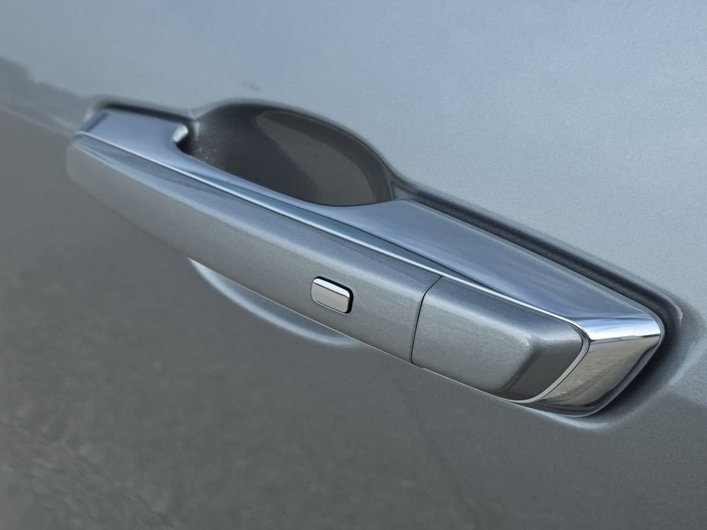 2026 Chevrolet Traverse High Country - Photo 18