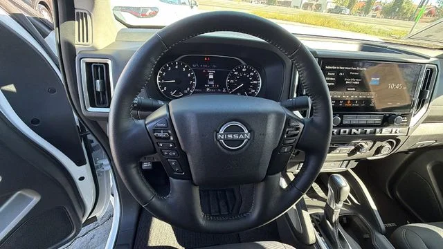 Used 2025 White Nissan SV image 26