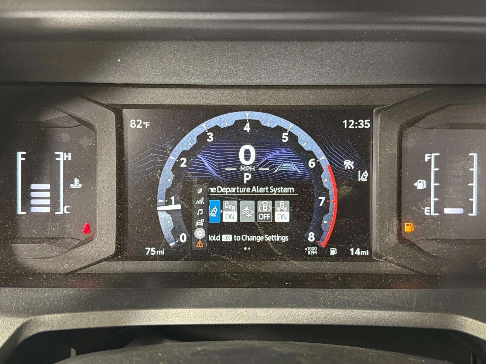 Used 2025 Ice Cap Toyota SR5 image 26