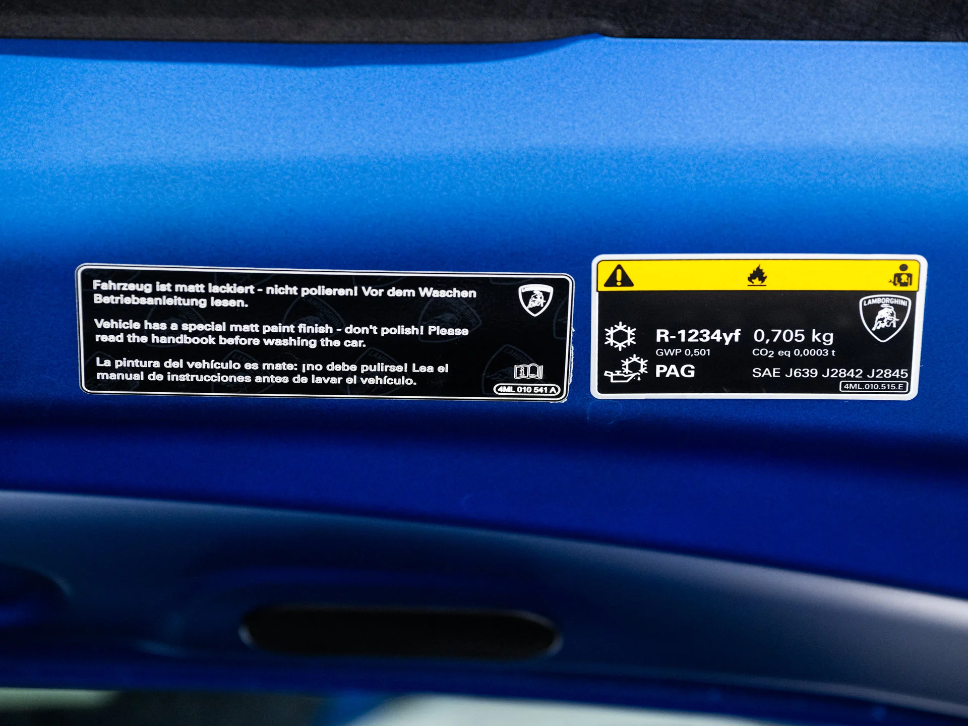 Used 2025 Blu Eleos Metallic Lamborghini SE image 99