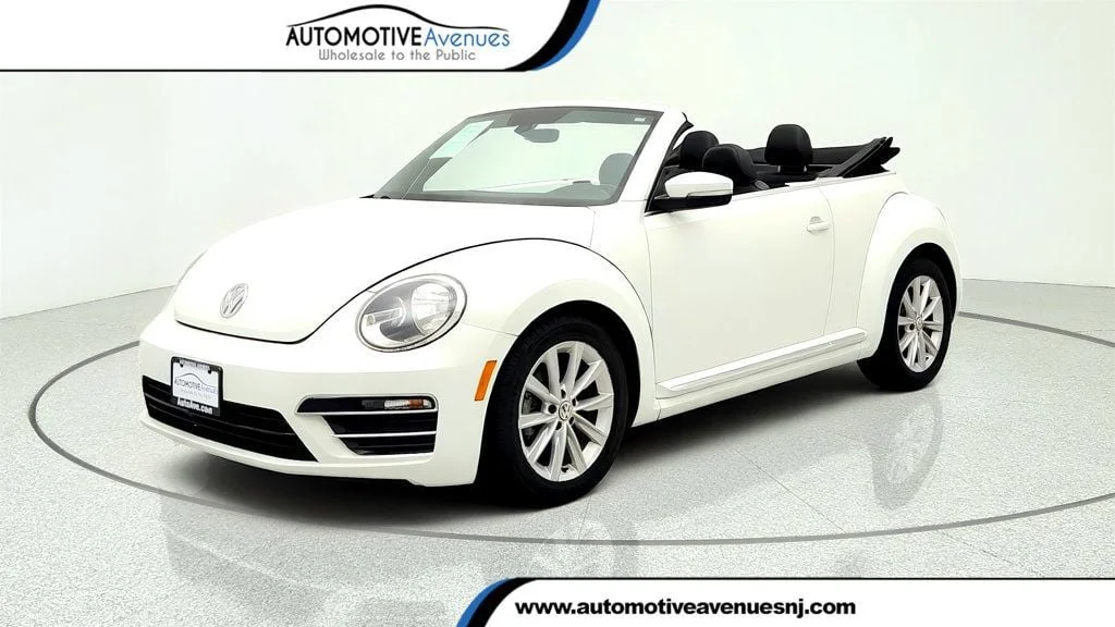 2019 Volkswagen Beetle 2.0T SE Convertible Auto's photo
