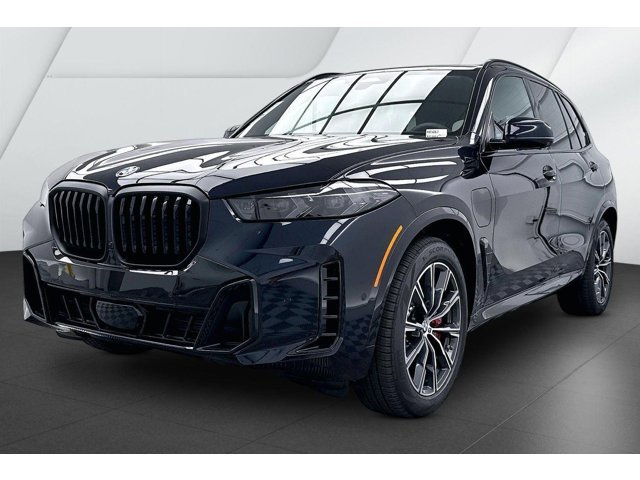 New 2026 Carbon Black Metallic BMW xDrive50e image 3