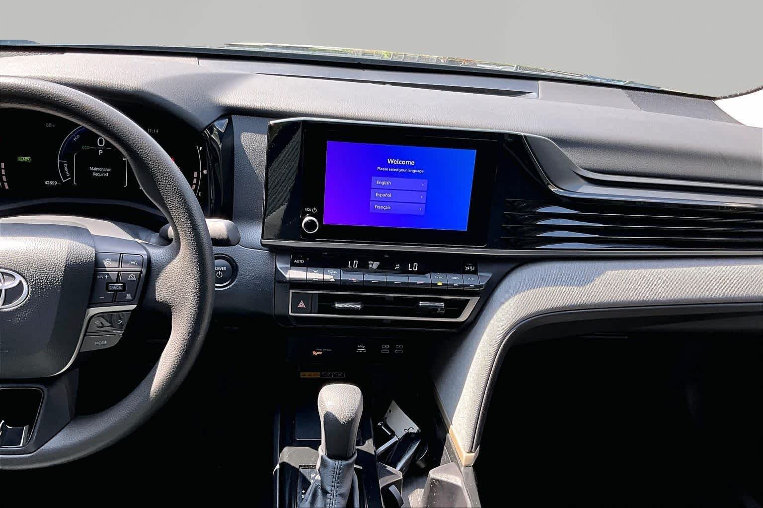 Used 2025 Underground Toyota LE image 7