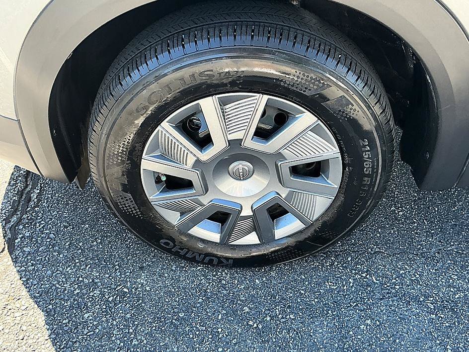 Used 2025 Gun Metallic Nissan S image 7