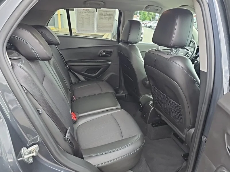 Used 2016 Gray Chevrolet LT image 31