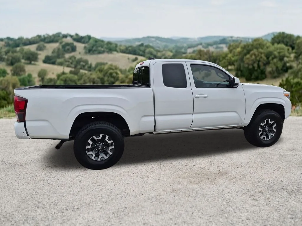 Used 2023 White Toyota SR image 10
