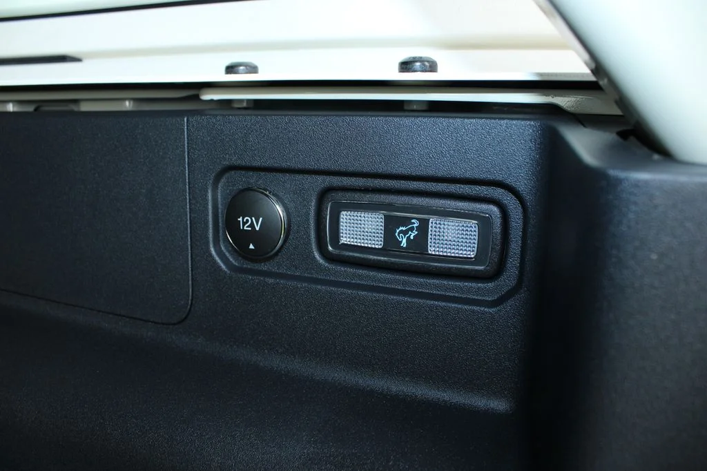 New 2026 Desert Sand Ford Badlands® image 13