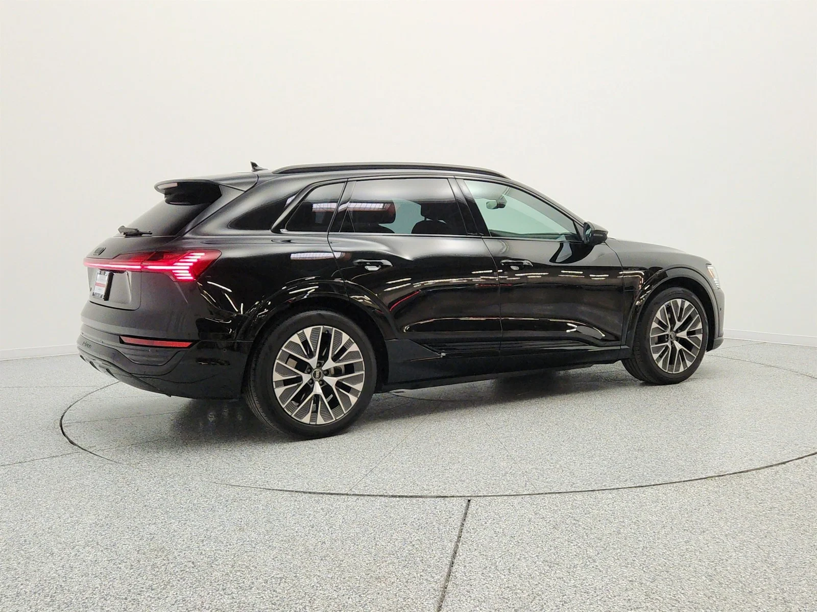 Used 2024 Mythos Black Metallic Audi Premium Plus quattro image 5