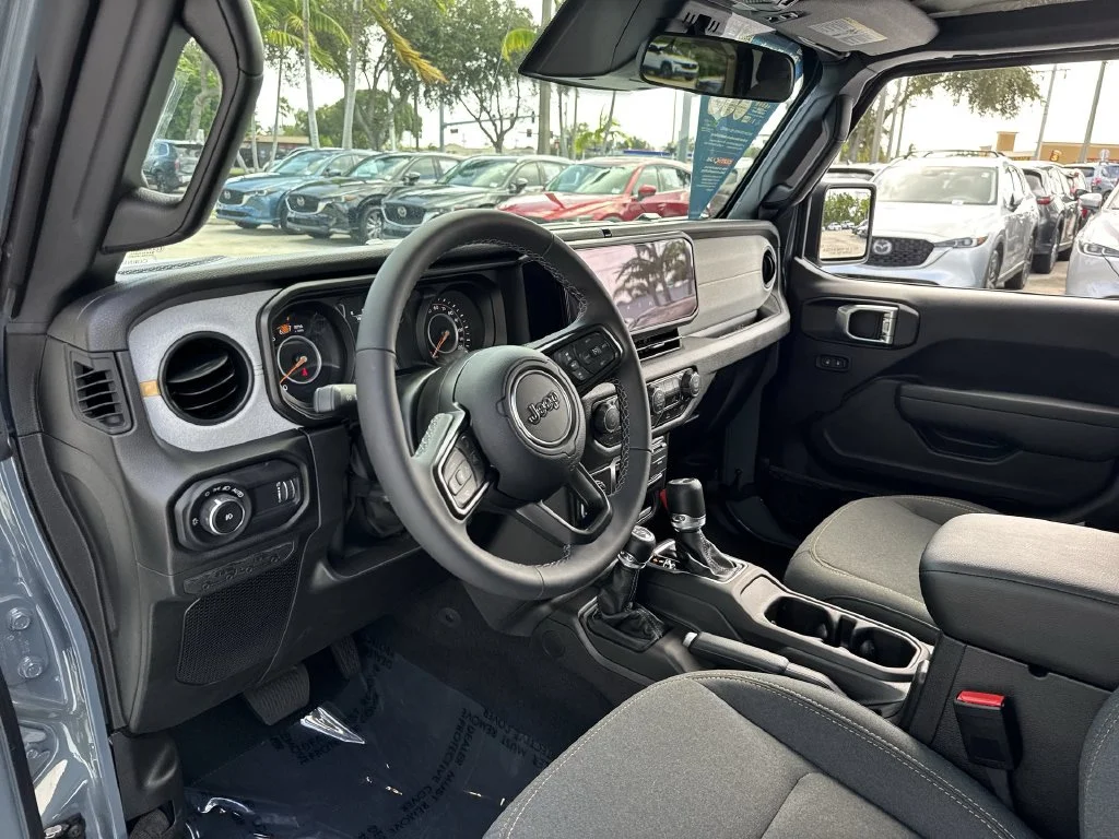Used 2026 Gray Jeep Sport S image 18