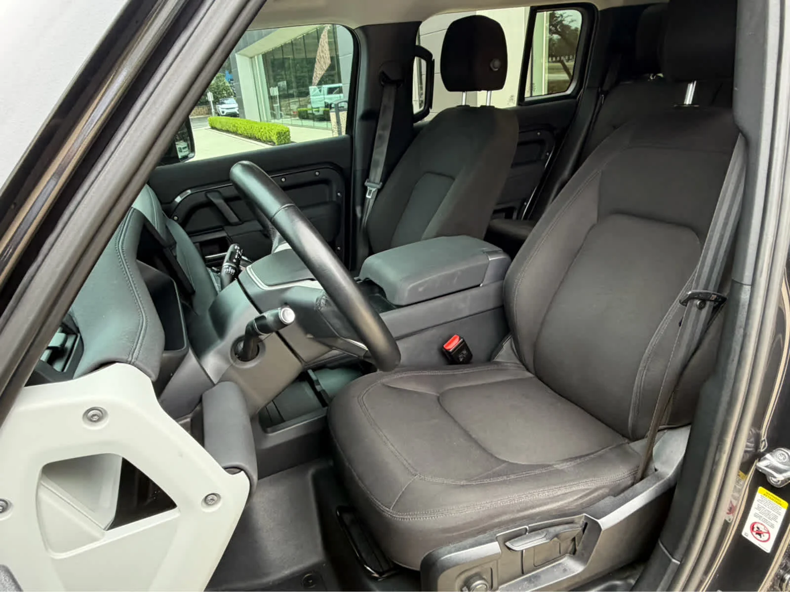 Used 2023 GRY Land Rover  image 11