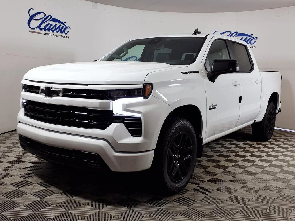 New 2026 Summit White Chevrolet RST image 6
