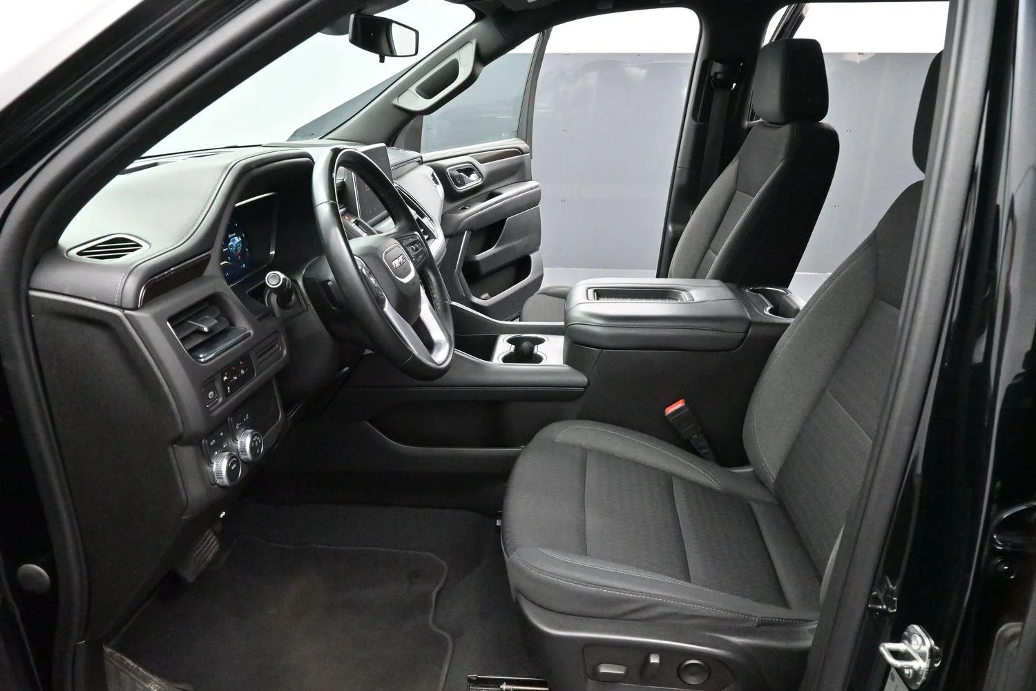 Used 2023 Onyx Black GMC SLE image 12