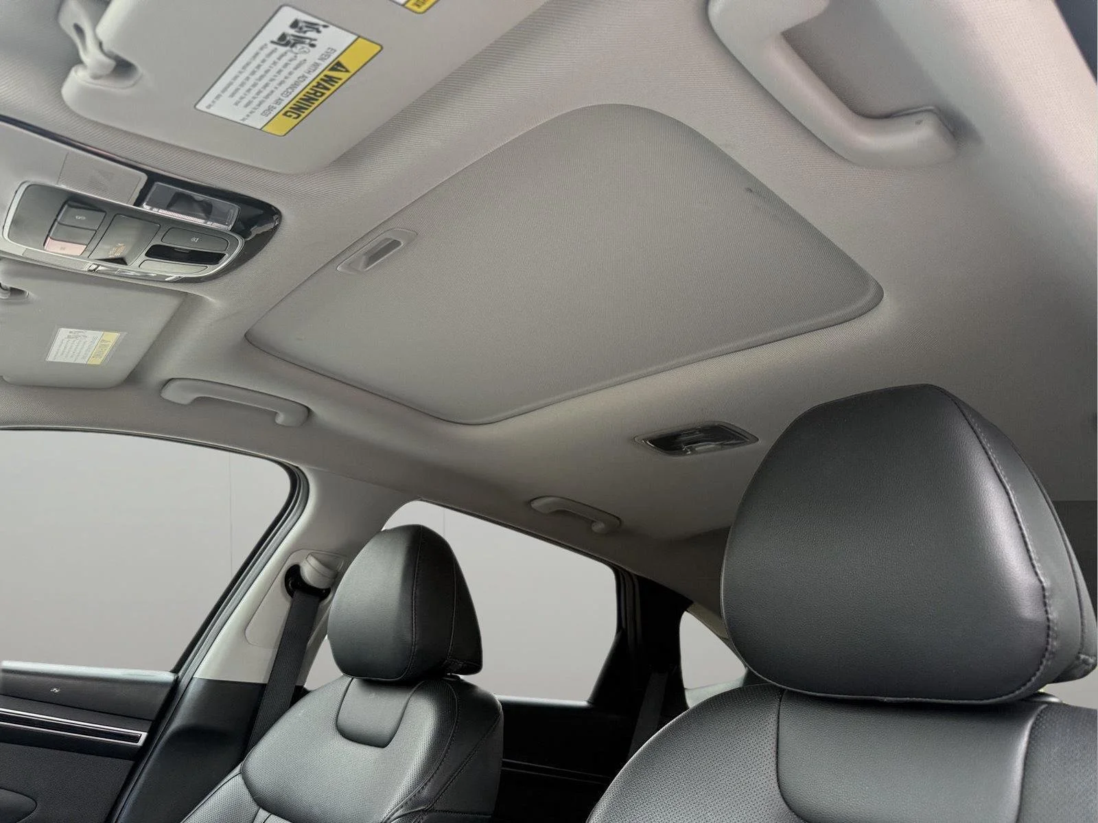 Used 2023 Shimmering Silver Hyundai SEL image 14