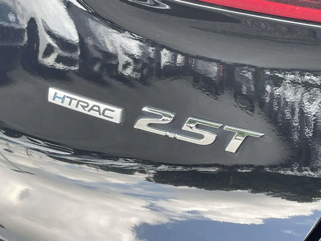 Used 2023 Black Hyundai Calligraphy image 9