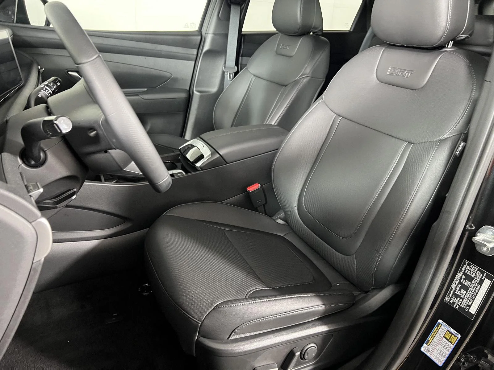 Used 2026 Phantom Black Hyundai XRT image 9
