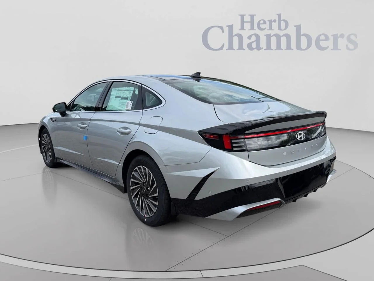 New 2026 Silver Hyundai Limited image 3
