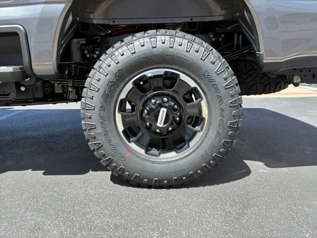 New 2026 Carbonized Gray Metallic Ford Lariat image 17