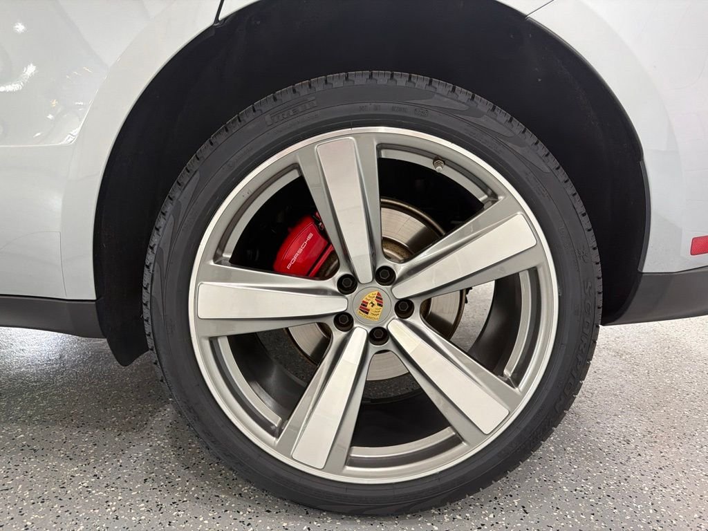 2024 Porsche Macan S - Photo 10