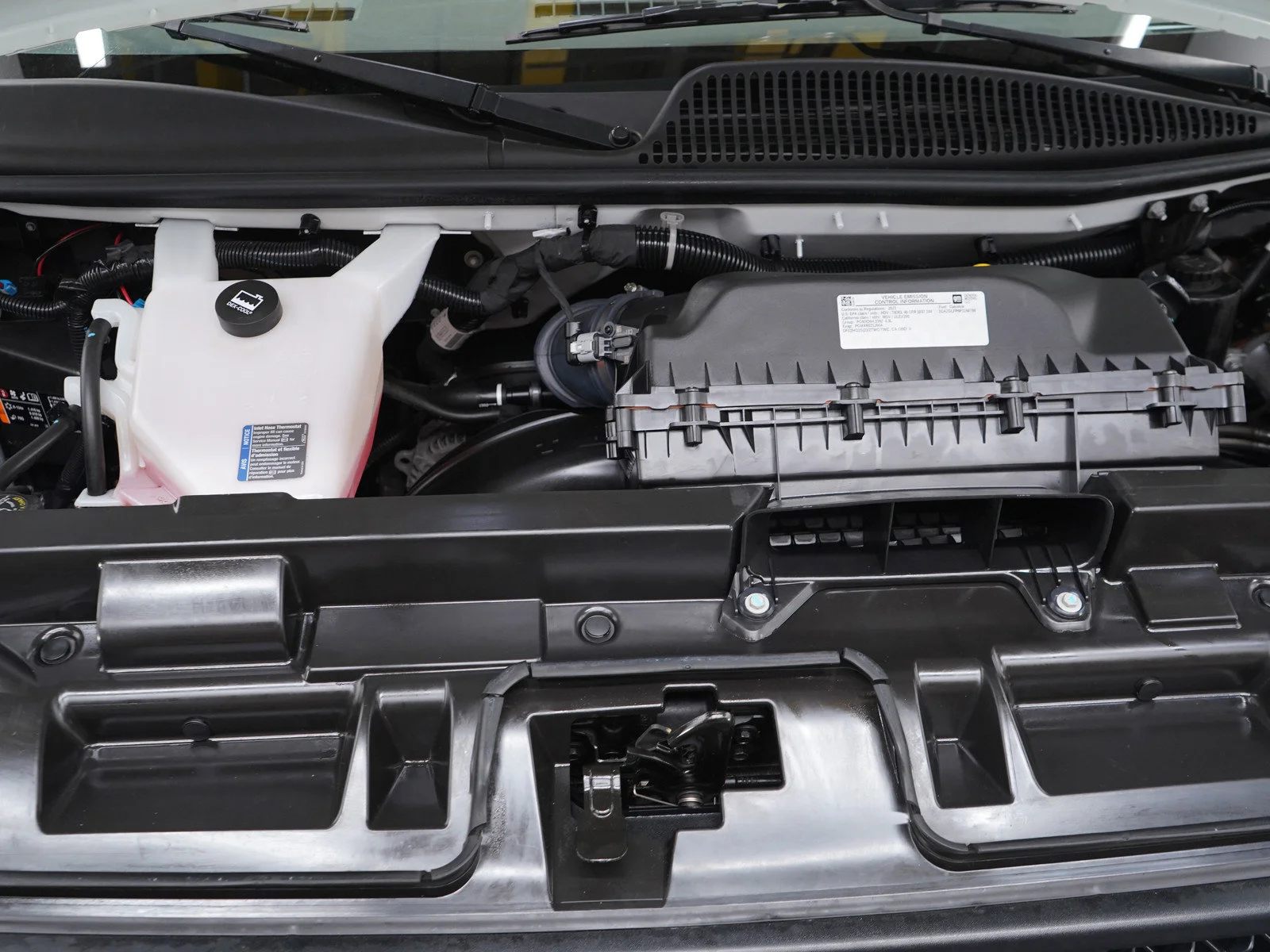 Used 2023 Summit White Chevrolet LS image 30