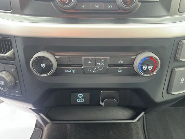 2023 Ford F-150 XLT - Photo 18
