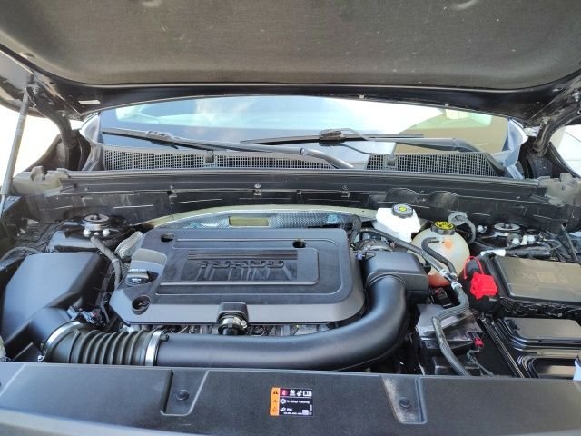 Used 2023 Black Buick Essence image 35
