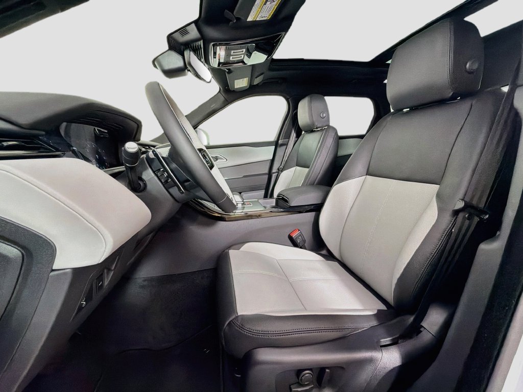 New 2026 Arroios Grey Land Rover S image 22