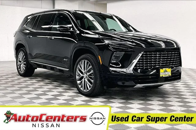 2025 Buick Enclave Avenir AWD's photo