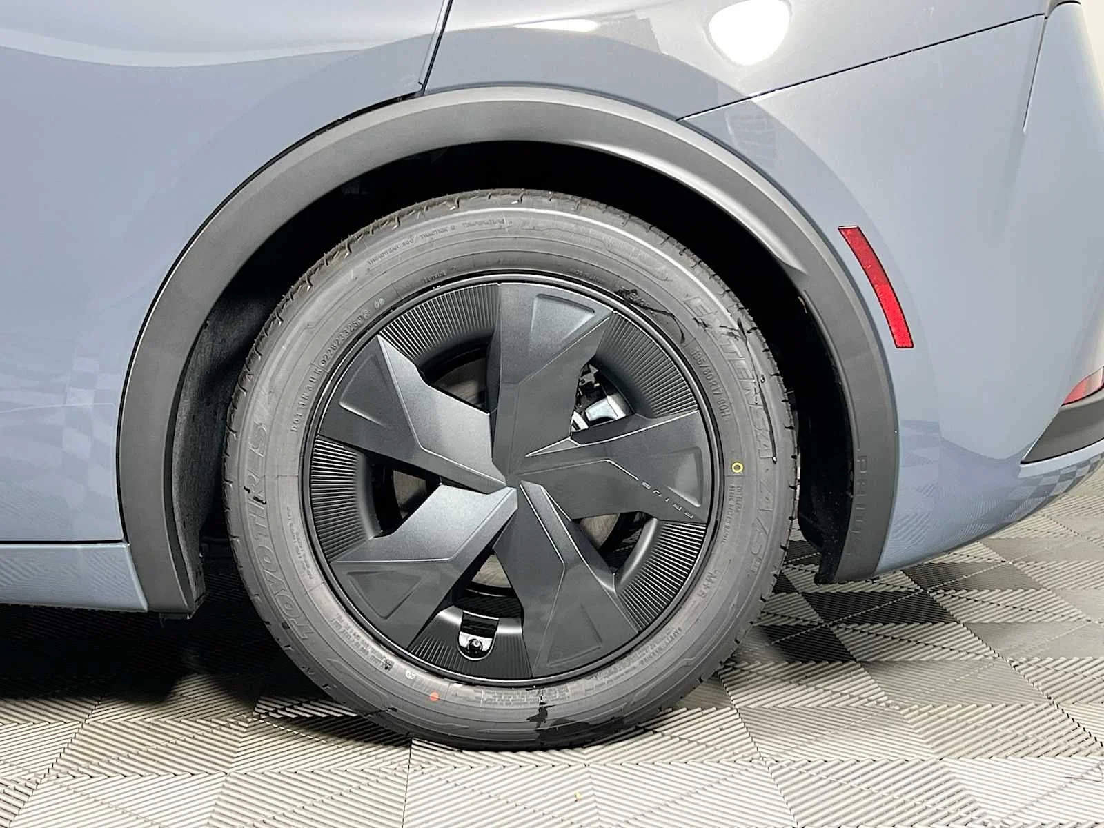 2026 Toyota Prius Plug-In Hybrid — photo 19