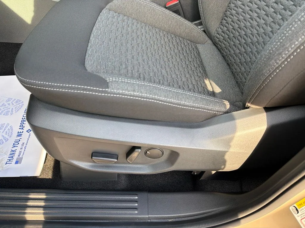 New 2026 Marsh Gray Ford XLT image 18