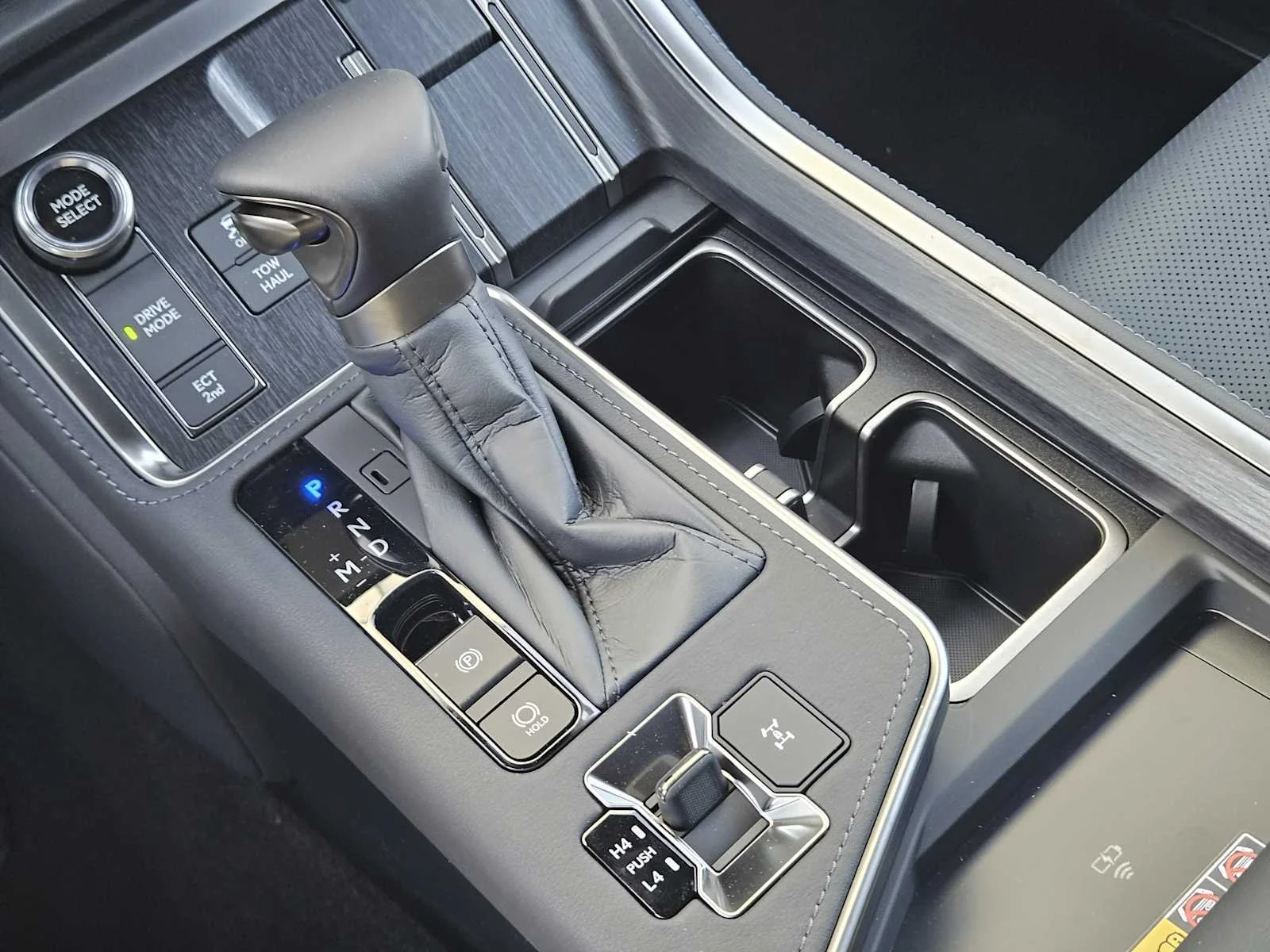 Certified Used 2026 INCOGNITO Lexus Premium+ image 14