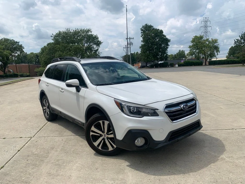 Used 2019 White Subaru 2.5i image 5