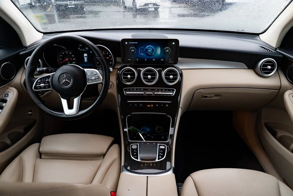 Used 2021 Gray Mercedes-Benz GLC 300 image 8