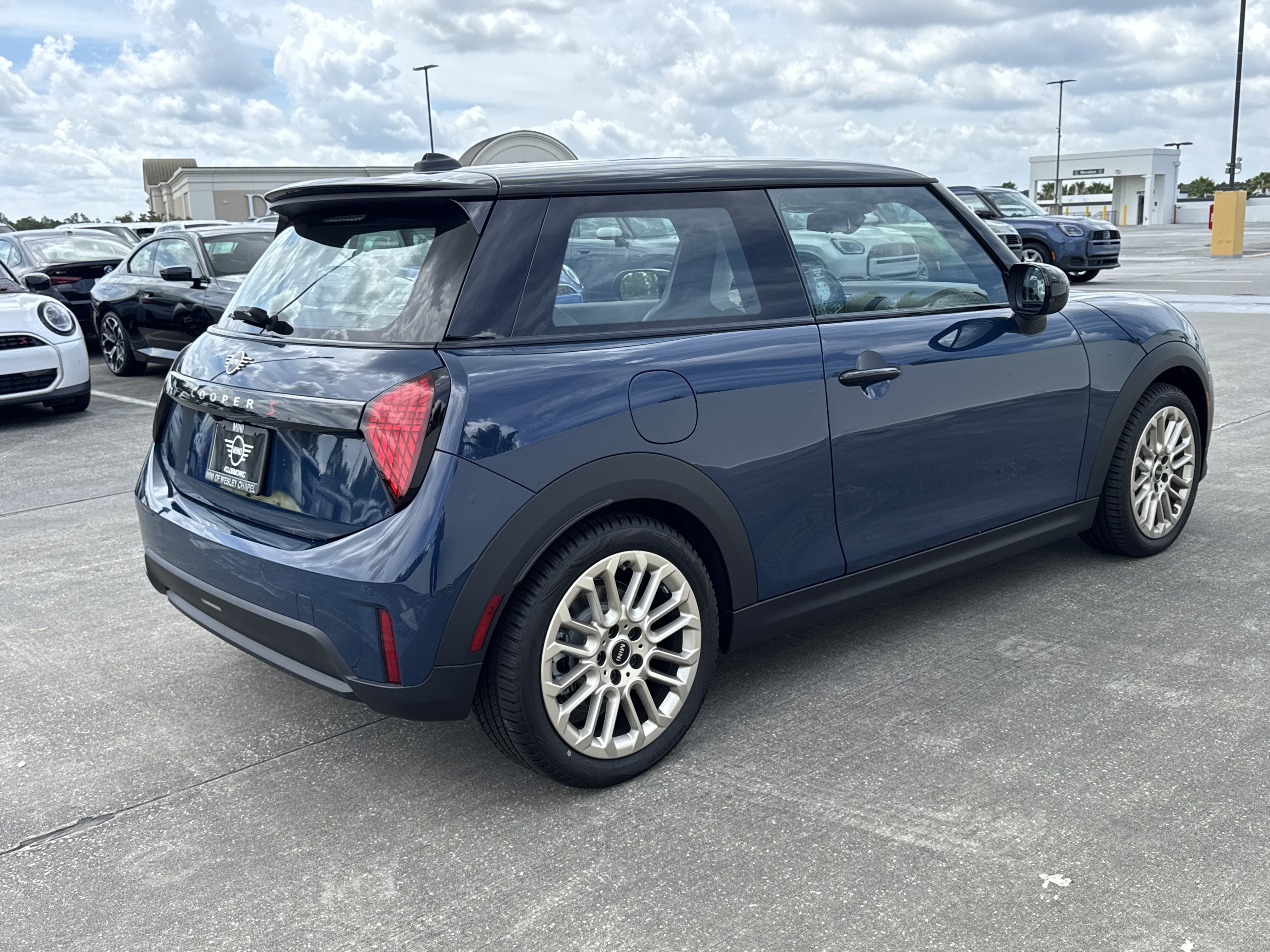 2026 MINI Hardtop 2 Door S - Photo 7