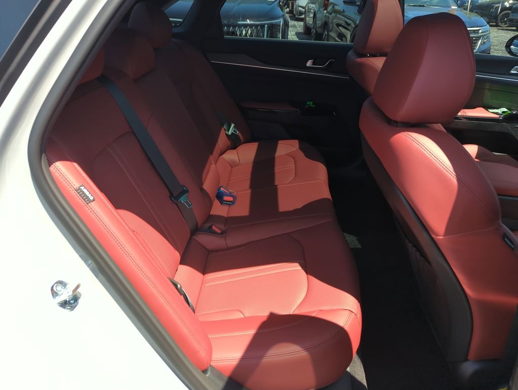 New 2026 Wolf Gray Kia GT-Line image 33