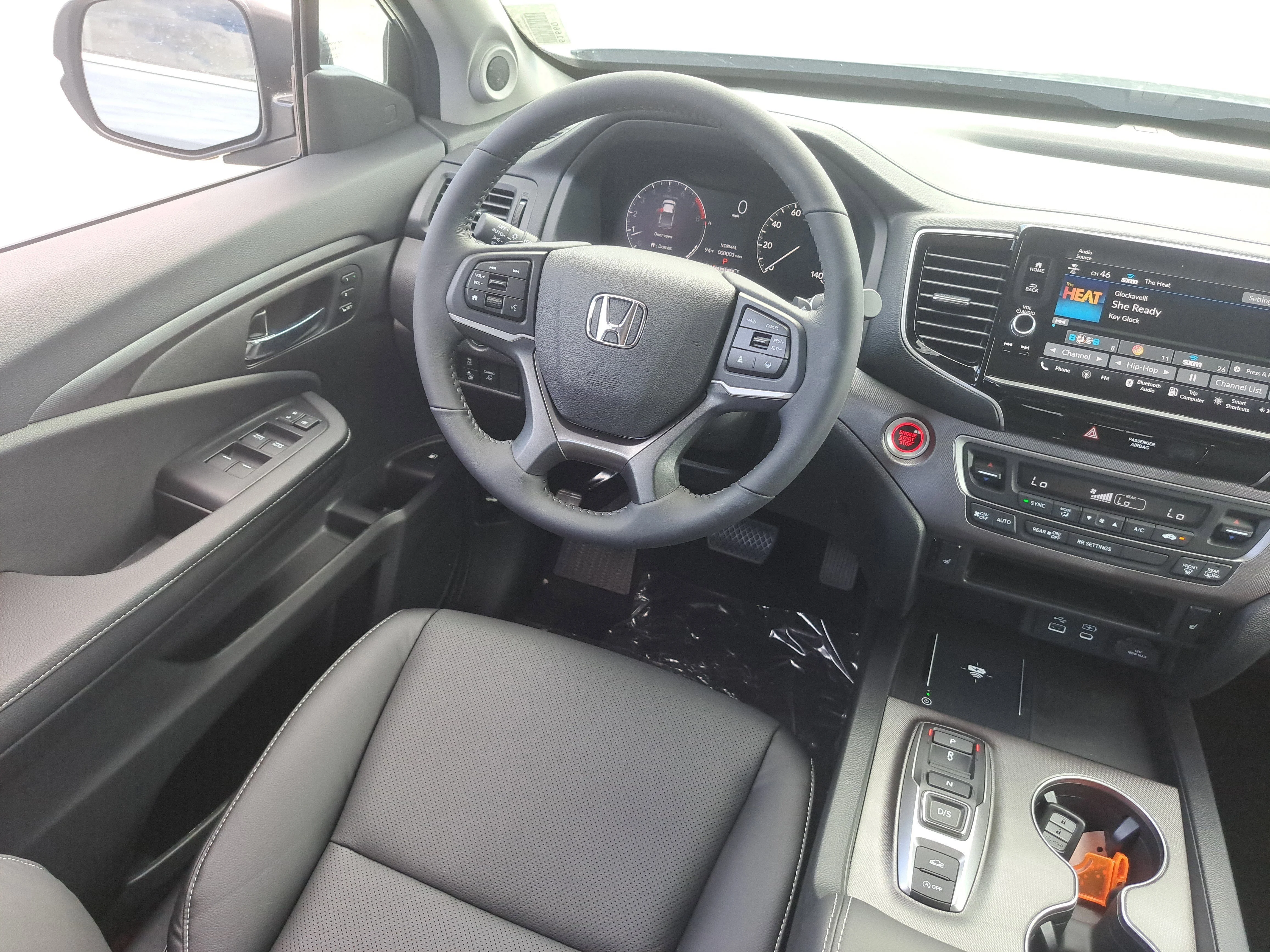 New 2026 Platinum White Pearl Honda RTL image 9