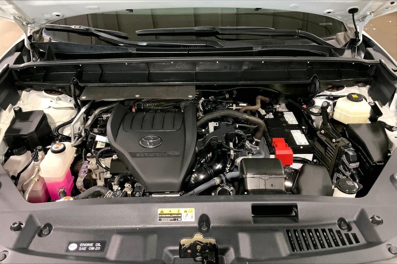 Used 2023 Wind Chill Pearl Toyota XSE image 32