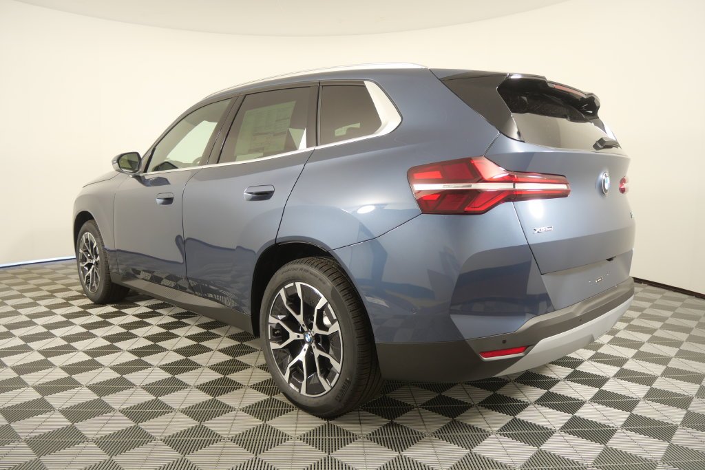 New 2026 Arctic Race Blue metallic BMW 30 xDrive image 6