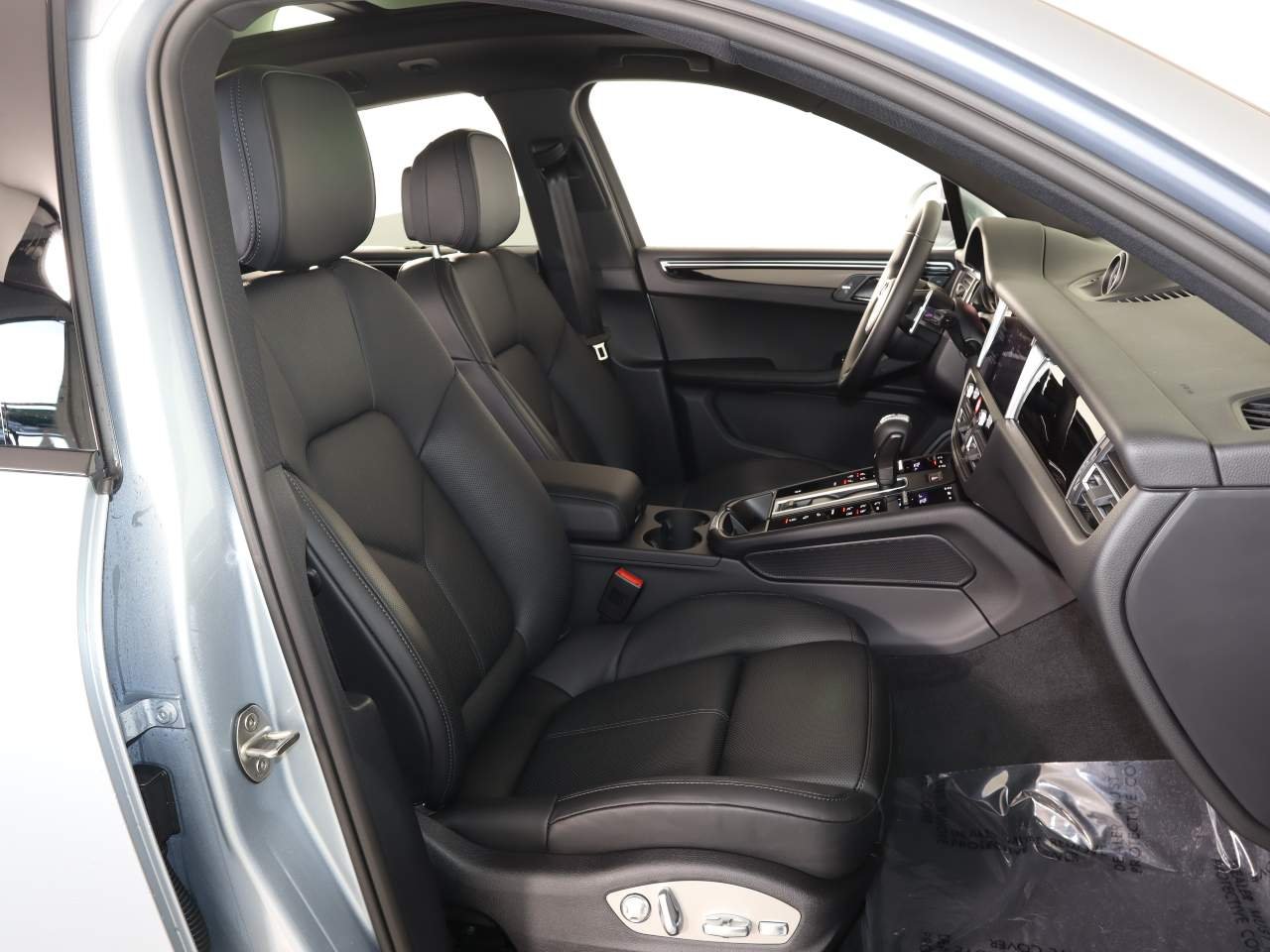 Certified Used 2026 Dolomite Silver Metallic Porsche  image 19